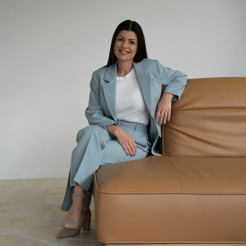 Mirela